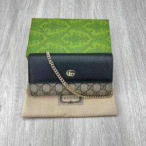 Gucci 546585 17WAG GG MARMONT Wallet - Black